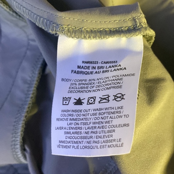 Nike Nylon Pants - Picture 4 of 4